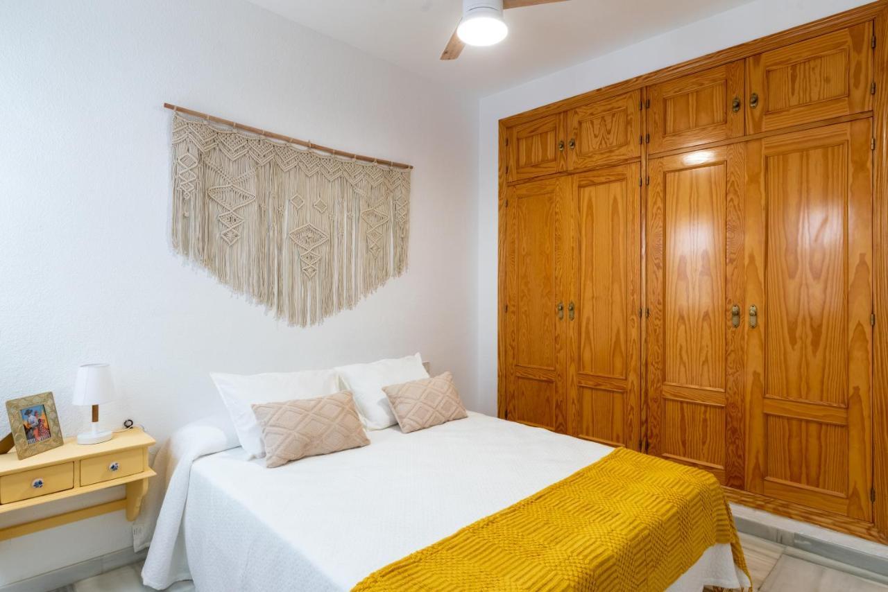 Apartamento Con Garaje, Centro De Sevilla エクステリア 写真