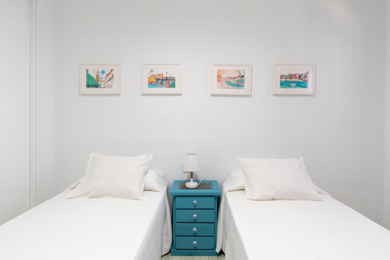 Apartamento Con Garaje, Centro De Sevilla エクステリア 写真